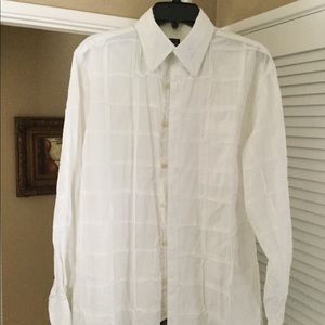 Men’s medium Ike Behar  shirt